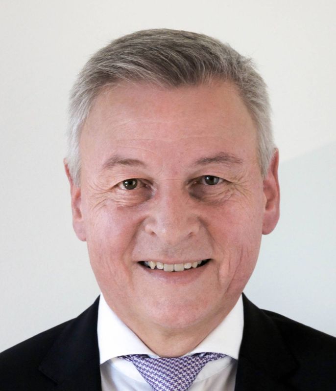 Uwe Burk, Bereichsvorstand PLM