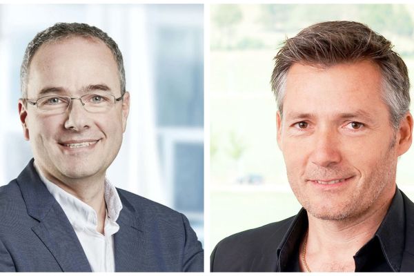 Martin Bühler (à gauche) et Denis Fleury de proALPHA Suisse SA