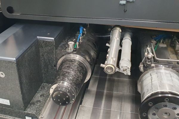 Tschudins Cube 350 - Karbonspindel schaltet den Faktor Wärmegang aus