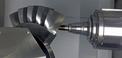 Blisks, Blades und Impeller hocheffizient zerspanen