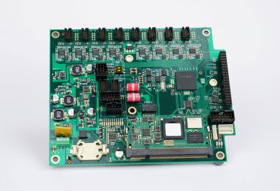 Servoverstärker mit PFC (ohne Gehäuse) für Synchronmotoren bis 1.5 kW.