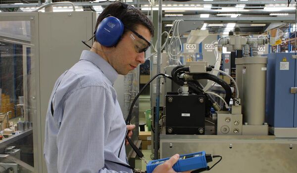 Druckluft sparen: zuerst Druckluftanalyse
