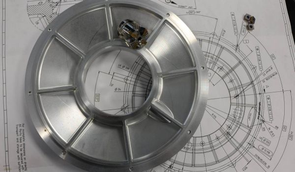 Titanbearbeitung mit Hochvorschubfräser «Mill 4 Feed»