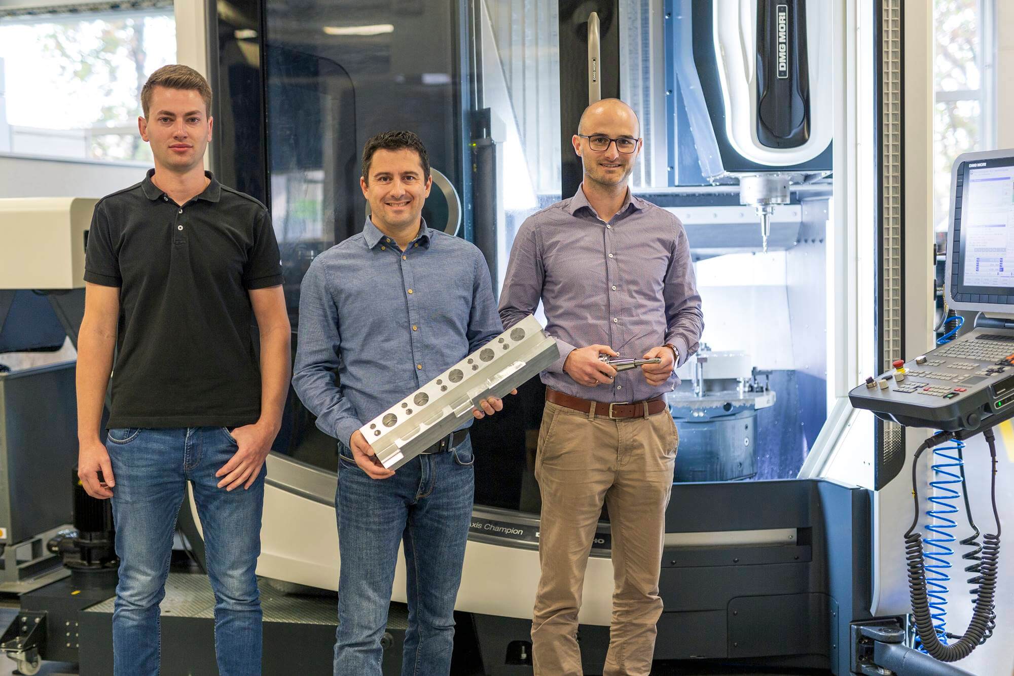 Teambild zum Thema: Batterierahmen und optimale Bearbeitungsstrategie