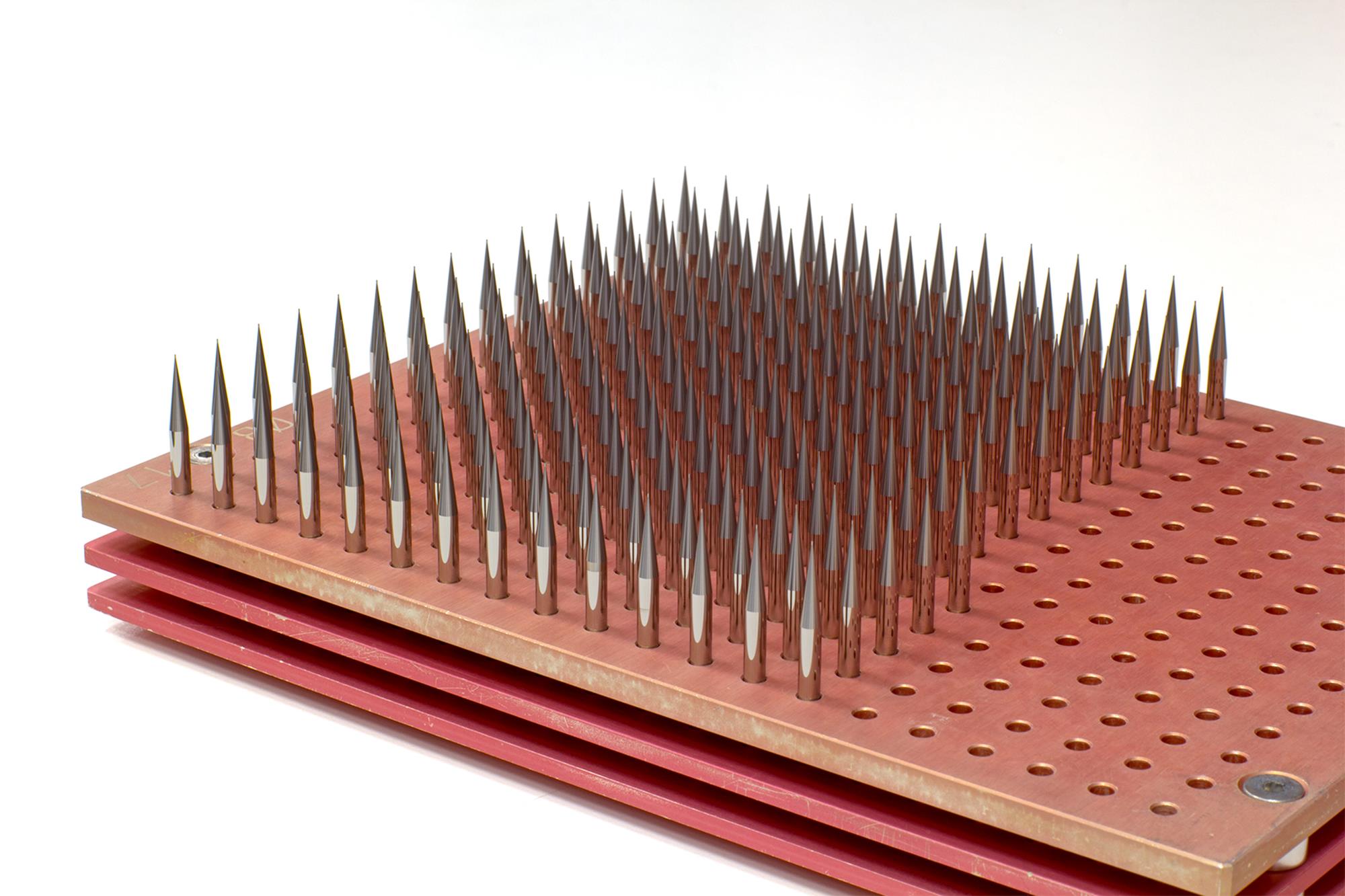 Zu sehen ist hier kein Nadelkissen, sondern fertigbearbeitete Mikrowerkzeuge direkt aus der Produktion von Zecha. Zu sehen ist hier kein Nadelkissen, sondern fertigbearbeitete Mikrowerkzeuge direkt aus der Produktion von Zecha.