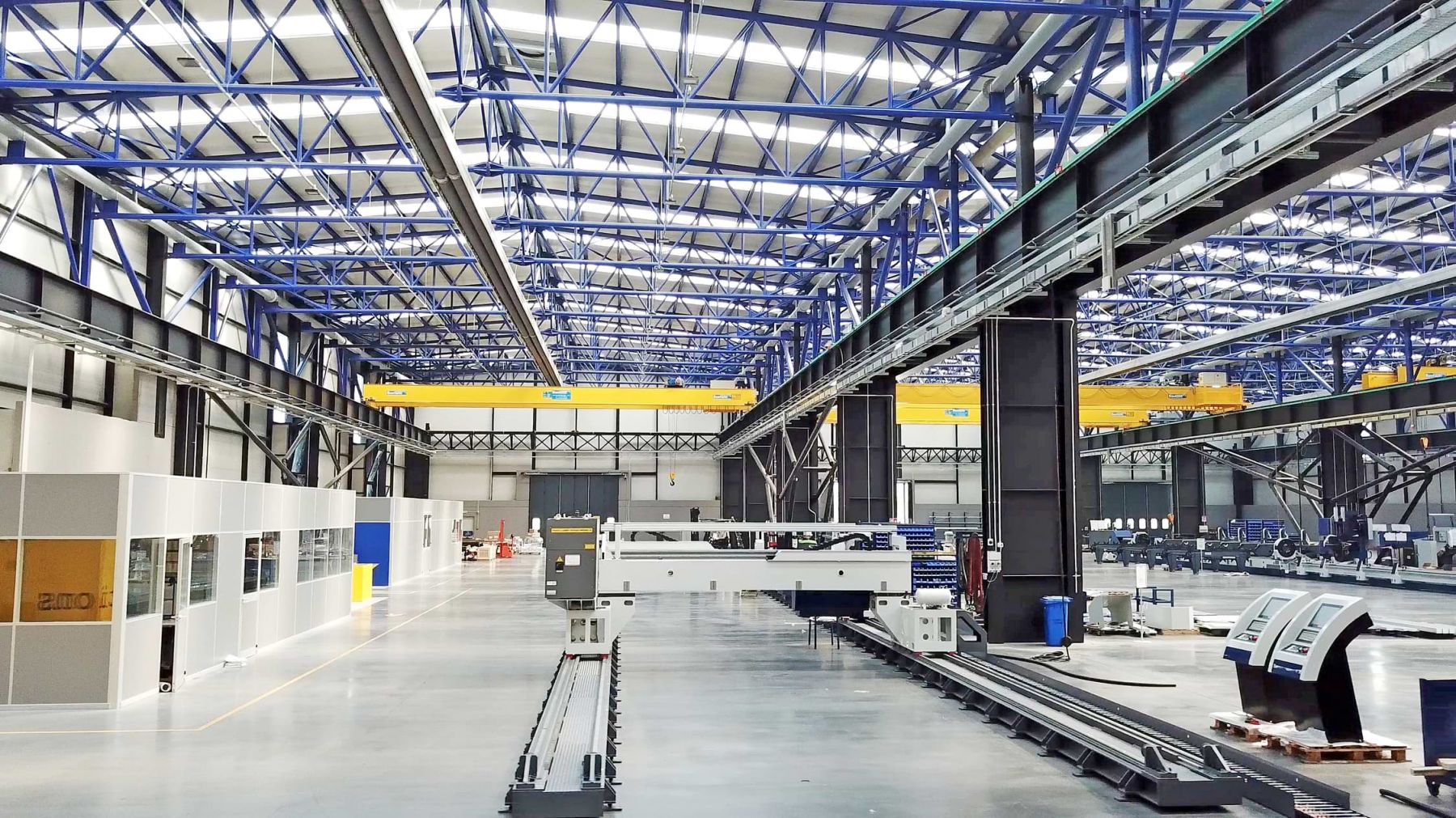 Fertigungshalle von TTM Laser in Cazzago San Martino