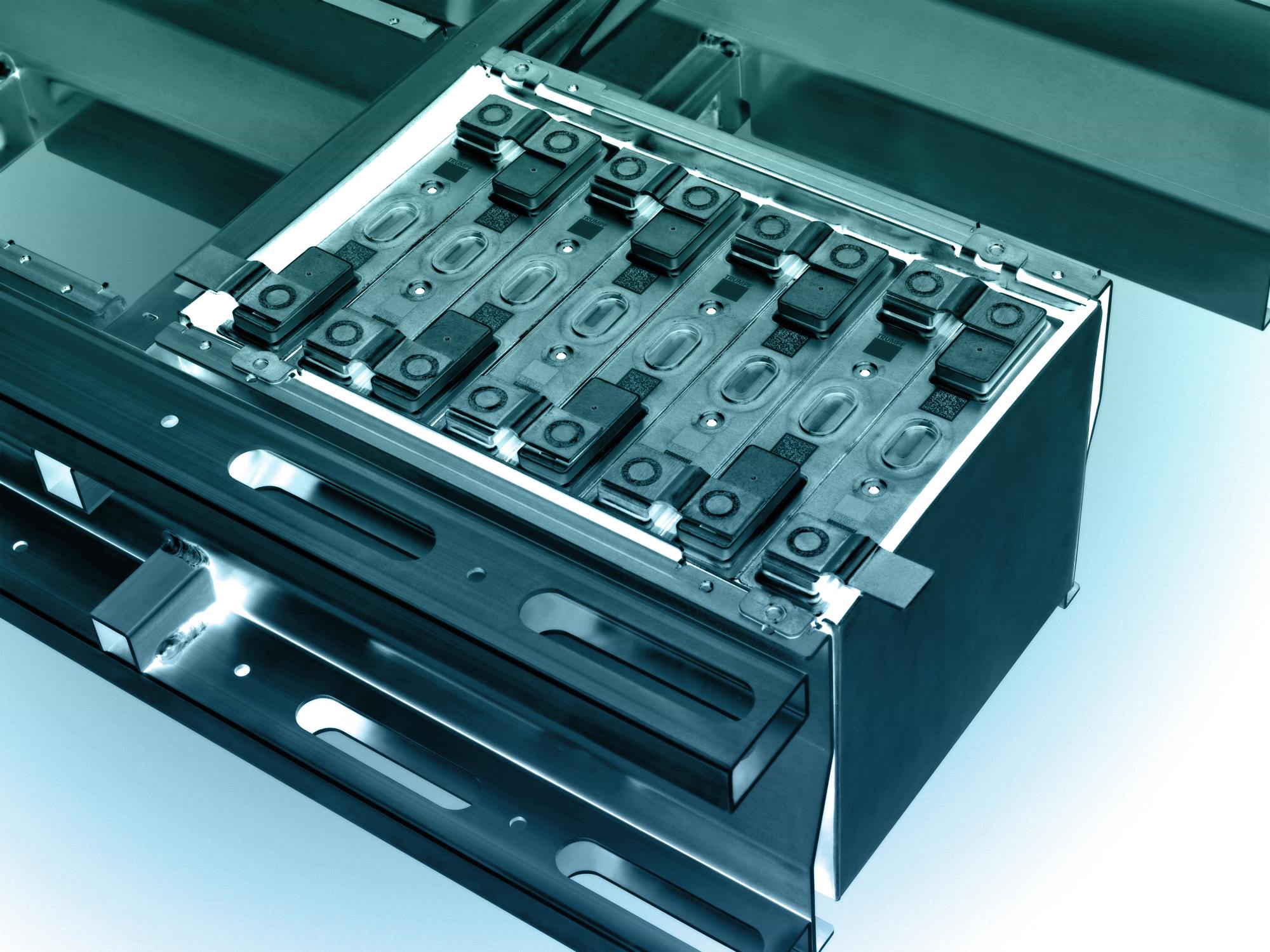 Anwender senken mit der KI-Lösung von Trumpf die Fertigungskosten, da sie andere, zeitaufwändigere Qualitätsprüfungen ersetzt. (Bild: Trumpf) Anwender senken mit der KI-Lösung von Trumpf die Fertigungskosten, da sie andere, zeitaufwändigere Qualitätsprüfungen ersetzt. (Bild: Trumpf)
