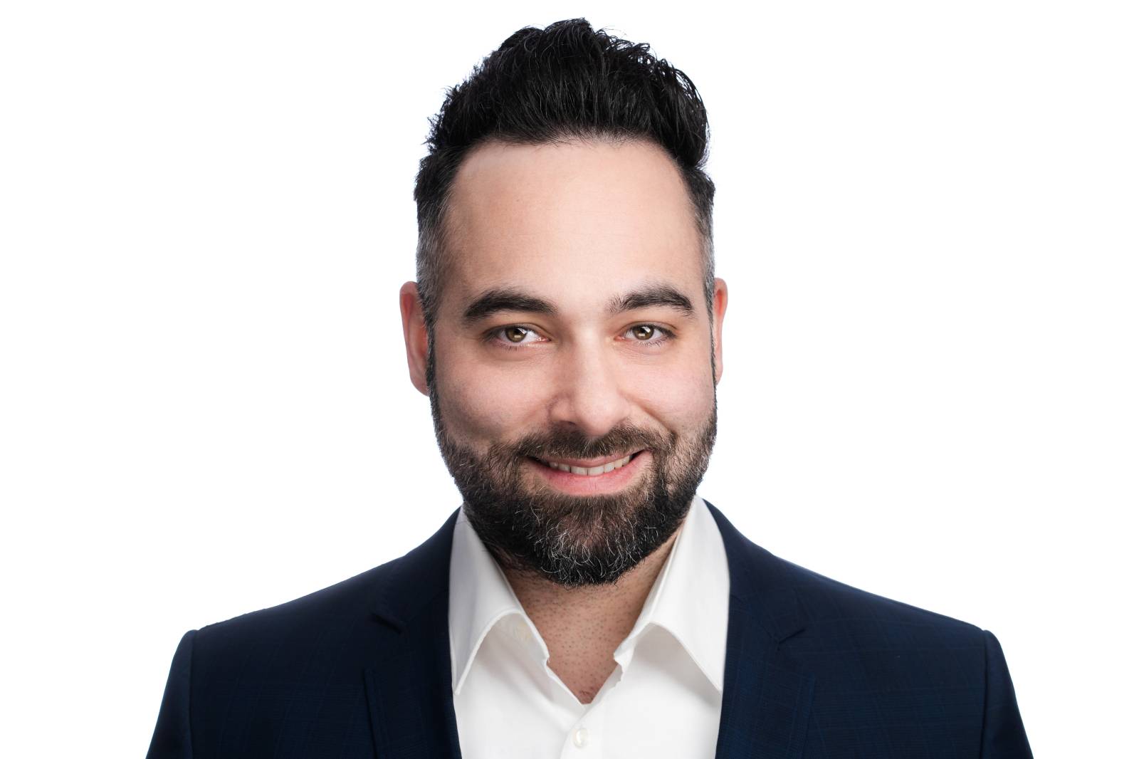 Nicola Morrone, Sales & Marketing Manager bei binder SWISS Nicola Morrone, Sales & Marketing Manager bei binder SWISS