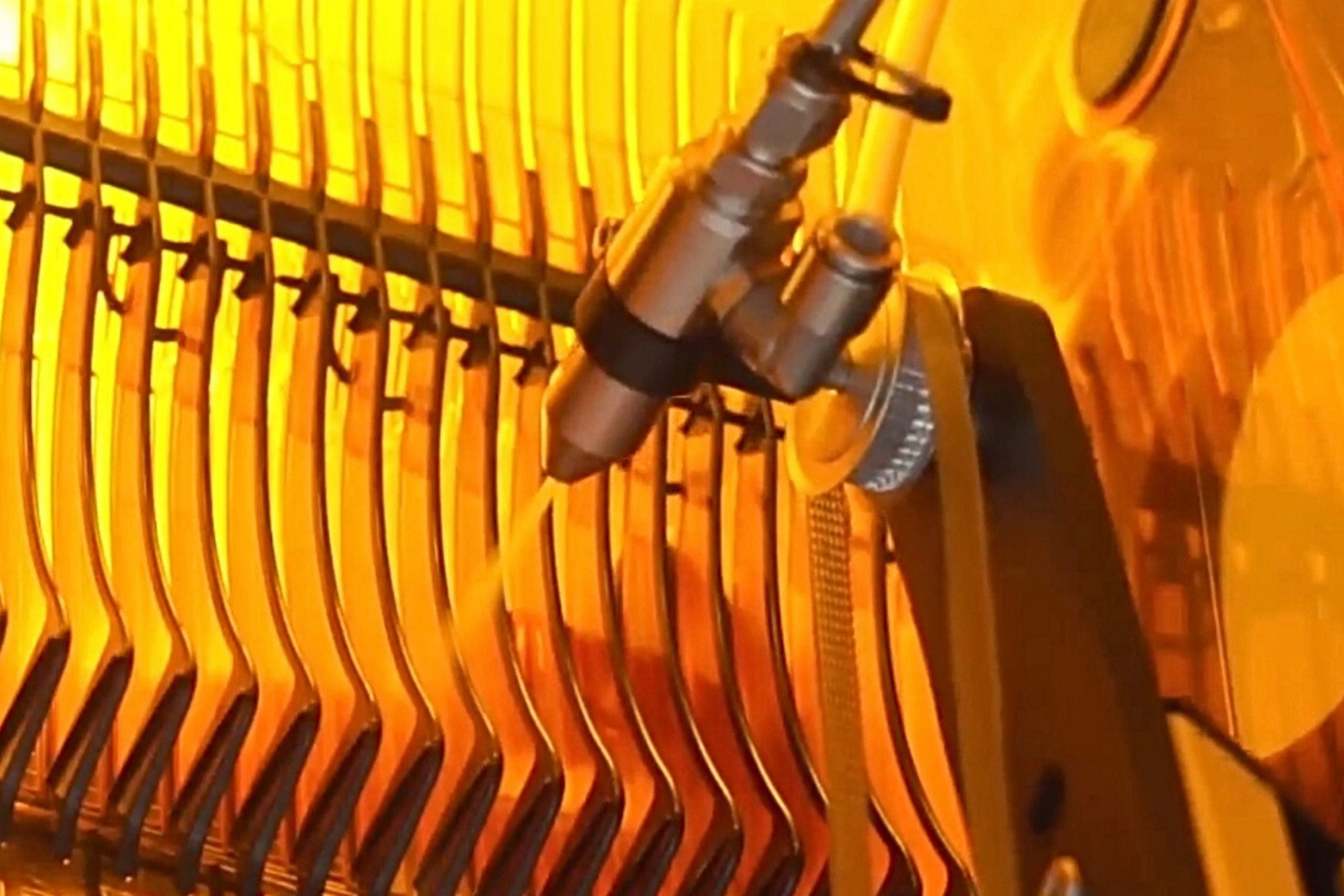 acp_PR_Elektronikfertigung_FOUP-cleaning