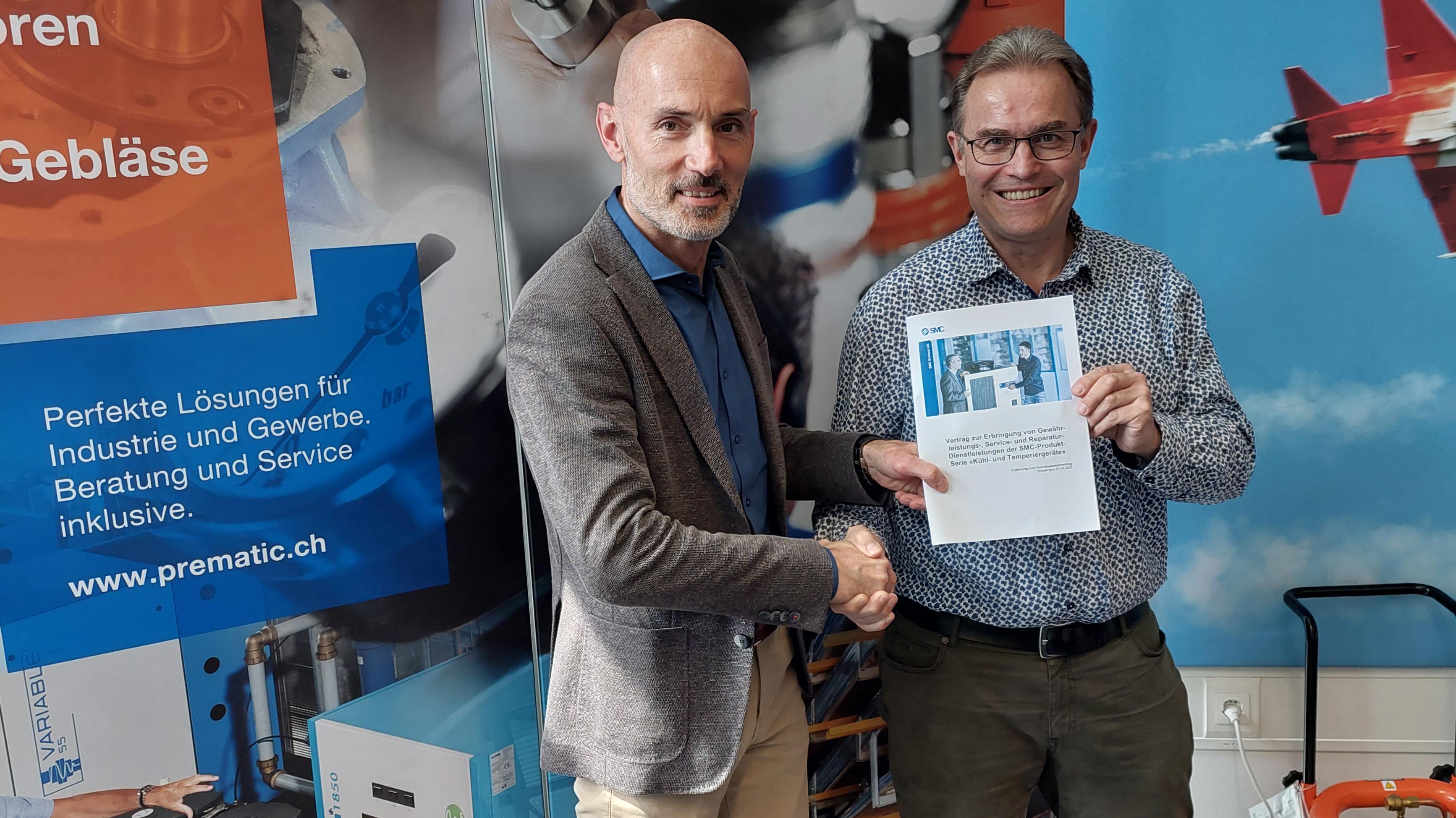 Roland Stamm (l.), Manager Indirect Sales SMC Schweiz AG und Daniel Frefel, Geschäftsführer Prematic Roland Stamm (l.), Manager Indirect Sales SMC Schweiz AG und Daniel Frefel, Geschäftsführer Prematic