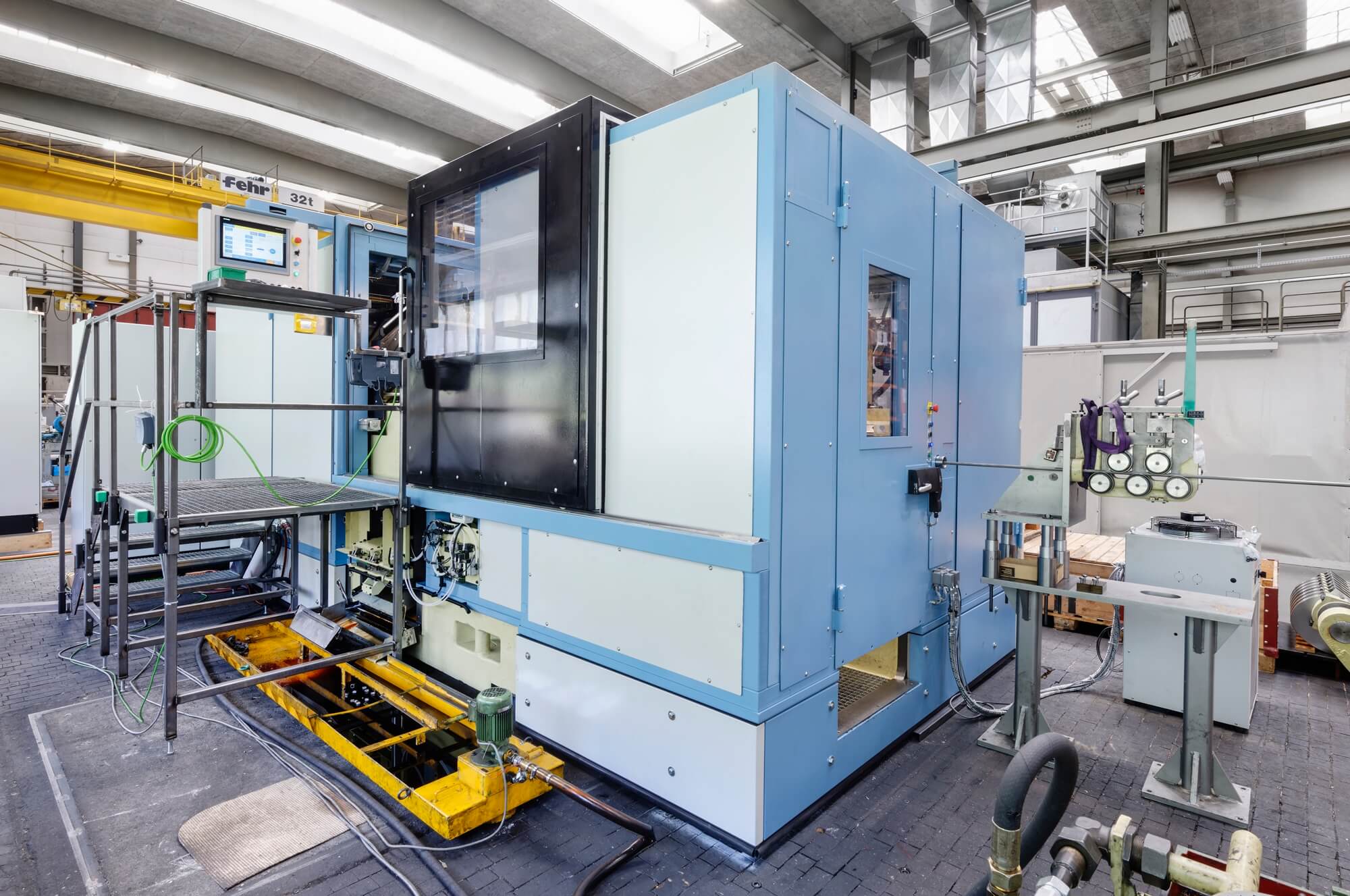 Umformmaschine von Hatebur – neu mit Servomotor statt Schwungrad Horizontalpresse von Hatebur mit Servomotor
