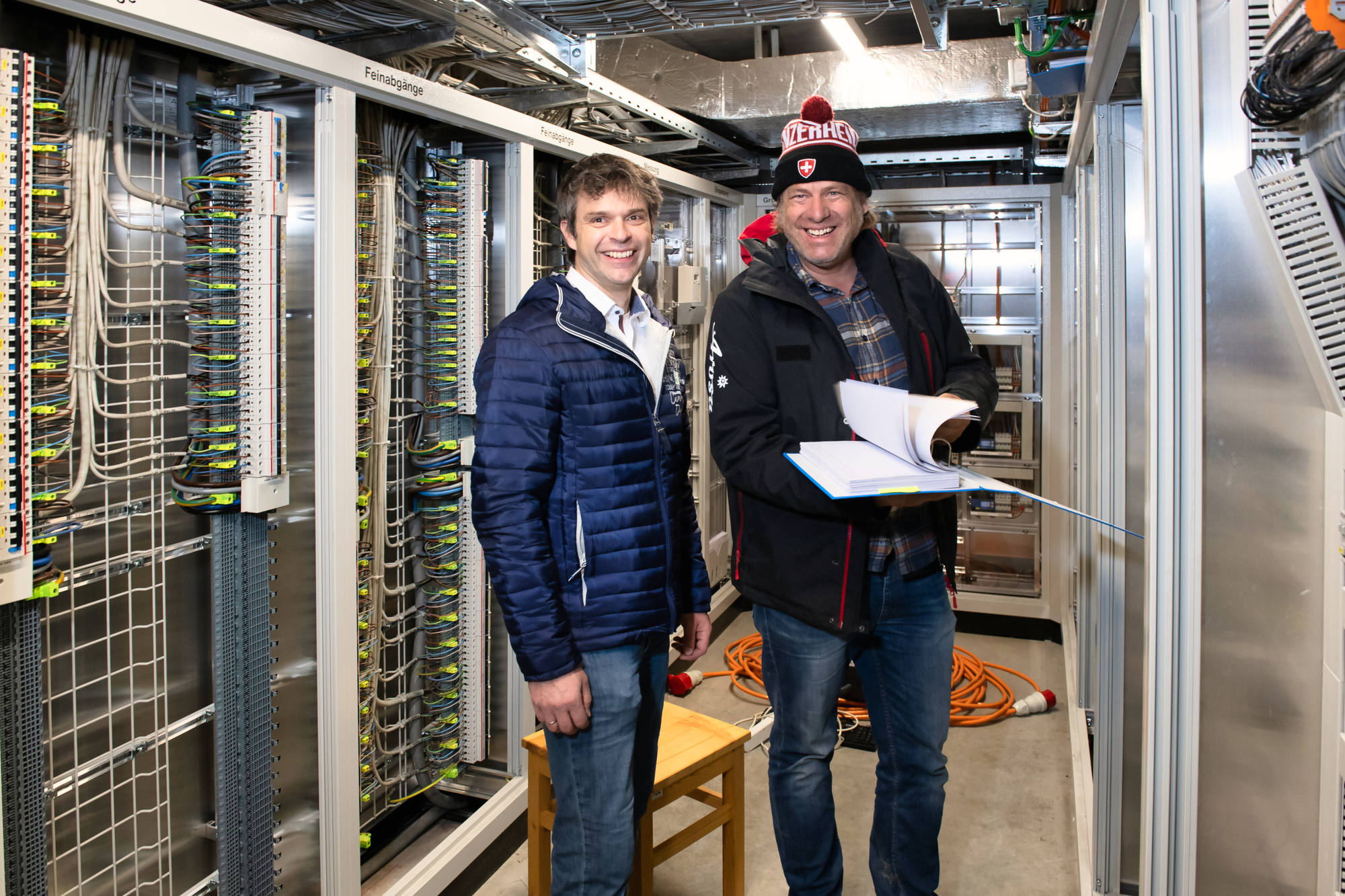 Martin Eckhoff von AZ Systems und Samuel Lorez von den Lenzerheide Bergbahnen Martin Eckhoff von AZ Systems und Samuel Lorez von den Lenzerheide Bergbahnen